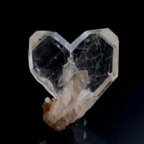 Quartz (Japan law twin)
30mm x 25mm x 18mm
(Autor: Don Lum)