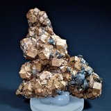 Andradite, Hematite
106 mm x 83 mm x 35 mm
(Autor: Don Lum)