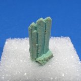 Chrysocolla after Gypsum or Azurite
17 mm x 6 mm x 3 mm
(Autor: Don Lum)