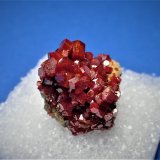 Vanadinite
16 mm x 15 mm x 14 mm
(Autor: Don Lum)