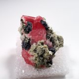 Rhodochrosite, Galena, Pyrite, Quartz
32 mm x 27 mm x 17 mm
(Autor: Don Lum)