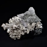 Silver, Calcite
43 mm x 35 mm x 23 mm
(Autor: Don Lum)
