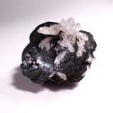 Hematite, Quartz
55 mm x 54 mm x 37 mm
(Autor: Don Lum)