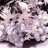 Aragonite, Calcite
114 mm x 112 mm x 79 mm
(Autor: Don Lum)