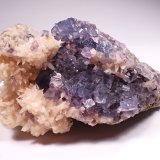 Fluorite, Calcite
94 mm x 62 mm x 48 mm
(Autor: Don Lum)