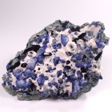Benitoite, Neptunite, Natrolite
120 mm x 90 mm x 25 mm
(Autor: Don Lum)