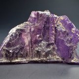 Fluorite, Calcite
57 mm x 19 mm x 33 mm
(Autor: Don Lum)