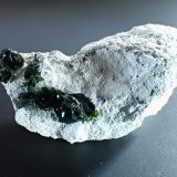 Volborthite, Dickite
43 mm x 27 mm x 18 mm
(Autor: Don Lum)