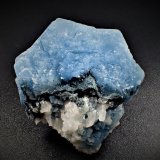 Beryl
34 mm x 34 mm x 18 mm
(Autor: Don Lum)