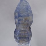 Corundum (variety sapphire)
38 mm x 16 mm x 12 mm
(Autor: Don Lum)