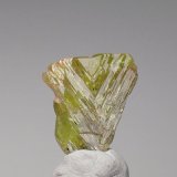 Chrysoberyl
15 mm x 15 mm x 14 mm
(Autor: Don Lum)