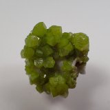 Pyromorphite
30 mm x 25 mm x 18 mm
(Autor: Don Lum)