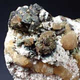 Calcite, Chalcopyrite, Dolomite
183 mm x 121 mm x 65 mm
(Autor: Don Lum)