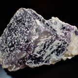 Fluorite, Calcite
185 mm x 236 mm x 124 mm
(Autor: Don Lum)