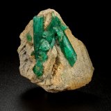 Beryl (variety emerald)
40x45x29mm, largest xl=32mm
(Autor: Fiebre Verde)