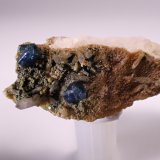Fluorapatite, Quartz
32 mm x 21 mm
(Autor: Don Lum)