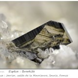 Brookite on Quartz
fov 9.1 mm
(Autor: ploum)