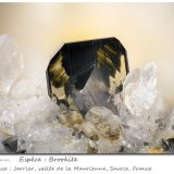 Brookite
fov 6.8 mm
(Autor: ploum)
