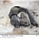 Brookite
fov 5.6 mm
(Autor: ploum)