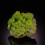 Pyromorphite
H: 4cm x W: 4cm x D: 1.6cm
(Autor: Adrian Pripoae)