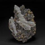 Quartz, Andradite
6.8 x 4.7 cm
(Autor: am mizunaka)