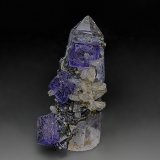 Quartz, Fluorite, Fluorapatite, Muscovite
5.4 x 2.4 cm
(Autor: am mizunaka)