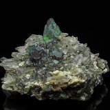 Fluorite, Quartz
9.2 x 7.4 cm
(Autor: am mizunaka)