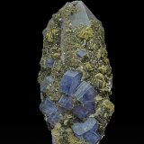 Fluorapatite, Quartz, Pyrite, Siderite
9.7 x 4.0 cm
(Autor: am mizunaka)