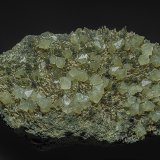 Quartz, Hedenbergite
11.5 x 7.0 cm
(Autor: am mizunaka)