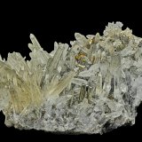 Quartz, Bournonite, Chalcopyrite, Ferberite, Boulangerite
9.2 x 8.0 cm
(Autor: am mizunaka)