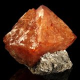Scheelite on Muscovite
14 x 12.5 x 11 cm
(Autor: MIM Museum)