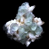 Fluorite on calcite
Specimen size 10,5 cm, largest fluorite crystals 2 cm
(Autor: Tobi)