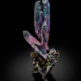 Stephanite
2 x 1.5 x 4 cm / main crystal: 2.7 cm
(Autor: MIM Museum)