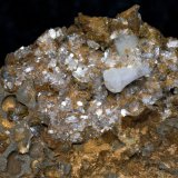 Stilbite, Heulandite-Ca
44x54x27mm
(Autor: Bergur_E_Sigurdarson)