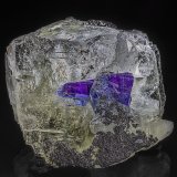 Zoisite (variety tanzanite), Calcite, Graphite
8.1 x 8.3 cm
(Autor: am mizunaka)