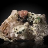 Tilasite
4 x 7 x 3 cm / main crystal: 0.7 cm
(Autor: MIM Museum)