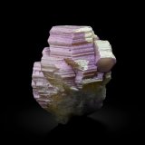 Fluorite, Weloganite
1 cm x 1 cm x 1.5 cm
(Autor: Antonio Nazario)
