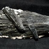 Schorl
16x6x5 cm
(Autor: Joseph DOliveira)