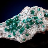 Dioptase
Specimen size 8,5 cm, largest crystals 8 mm
(Autor: Tobi)