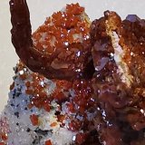 Vanadinite
4x3 cm.
(Autor: Enrique Llorens)
