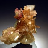 Vesuvianite
1.8 x 1.9 cm
(Autor: Michael Shaw)