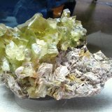 Fluorite, Barite
25-30 cm
(Autor: Tobi)