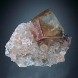 Fluorite
5x4x2 cm overall size
(Autor: Jesse Fisher)