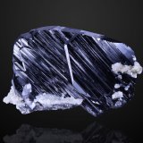 Ferberite
4.5 cm
(Autor: dontgogreen)