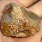 Zircon
3,1 x 3,0 x 3,2 cm
(Autor: Anísio Cláudio)