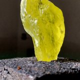 Sulfur
4.5 x 2.5 x 3 cm
(Autor: mineralenzo)