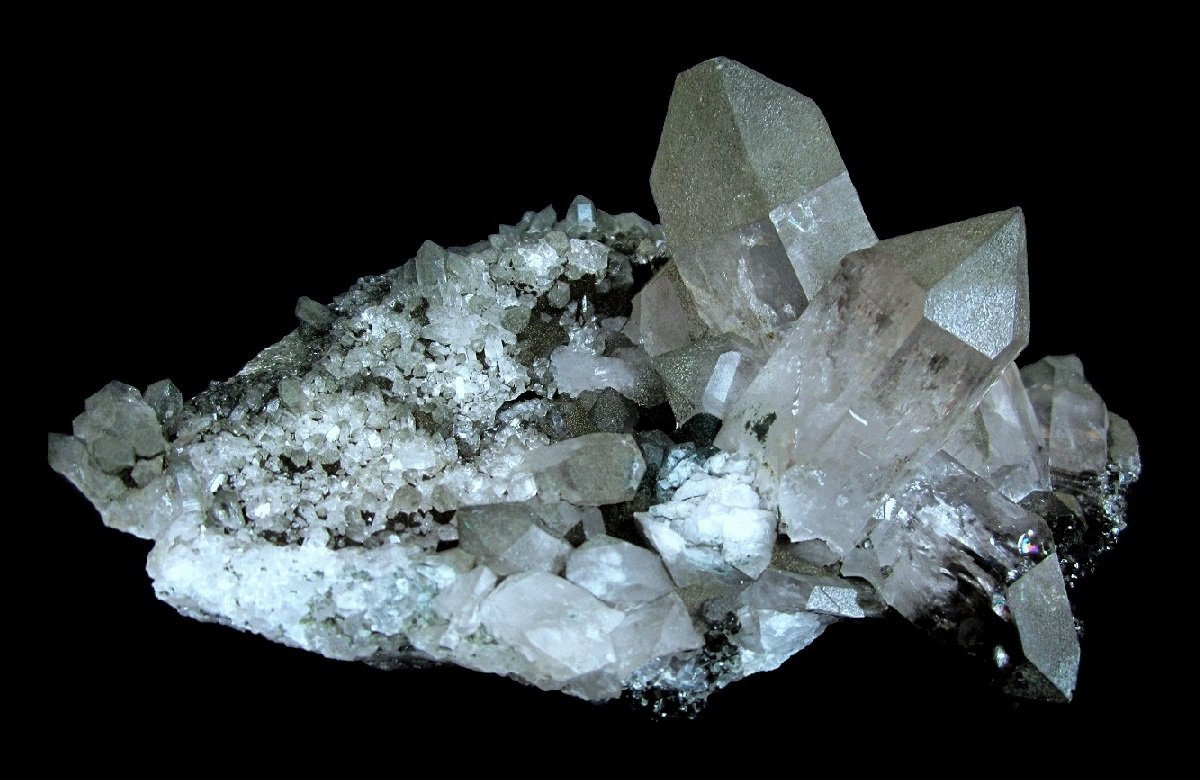 Quartz, Chlorite
Specimen size 17,5 cm, largest quartz 7 cm
(Autor: Tobi)