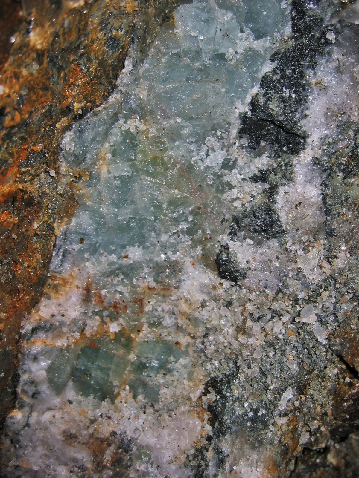 Fluorite
fov 20cm
(Autor: markbeckett)