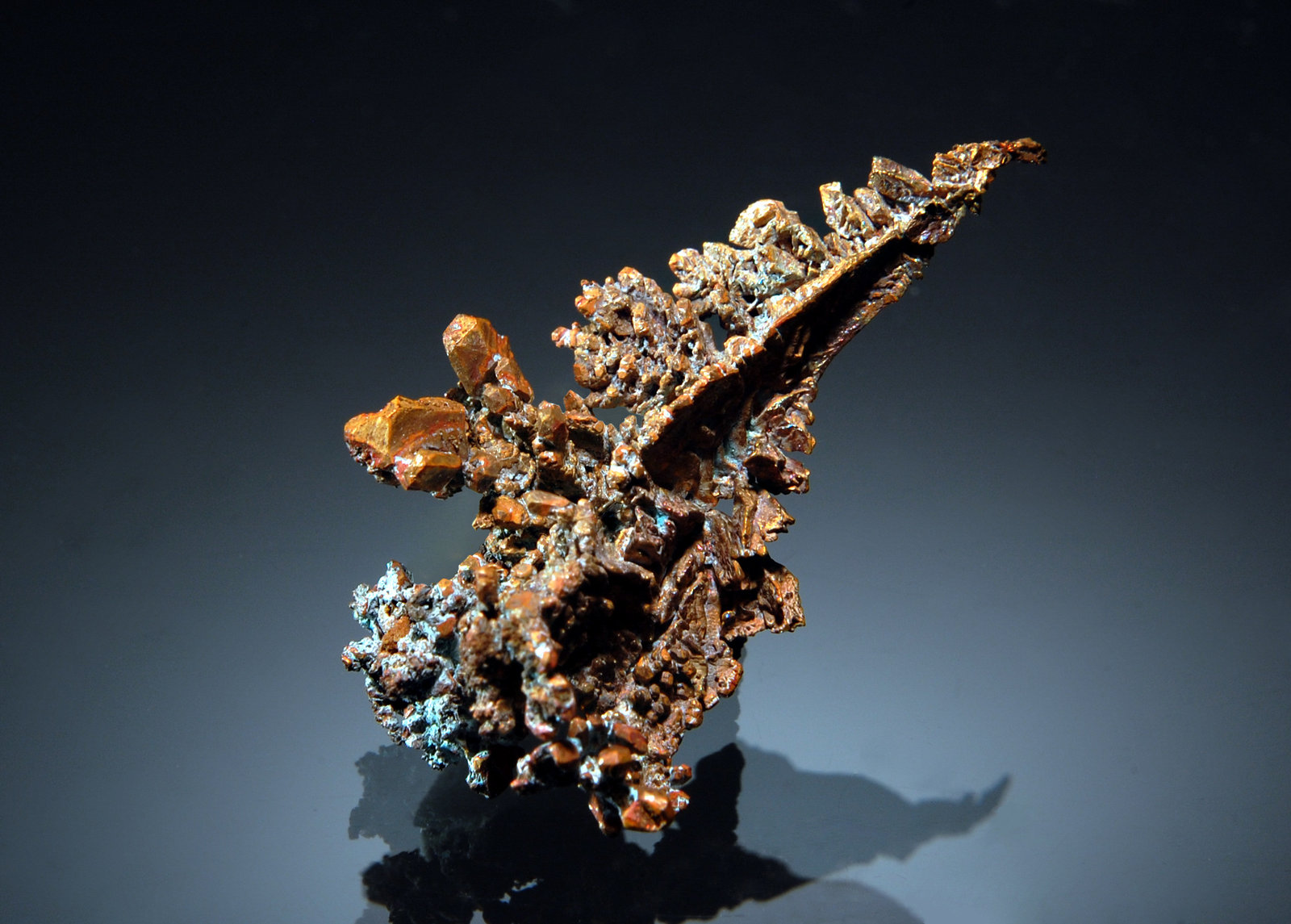 Copper
2.0 x 3.3 cm
(Autor: Michael Shaw)