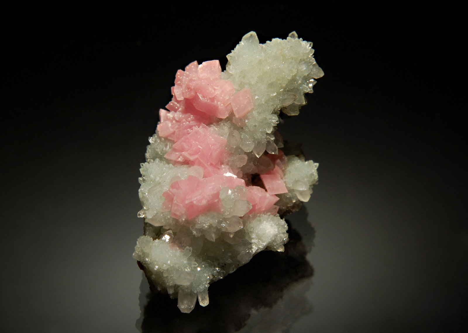 Rhodochrosite
2.0 x 2.9 cm
(Autor: Michael Shaw)